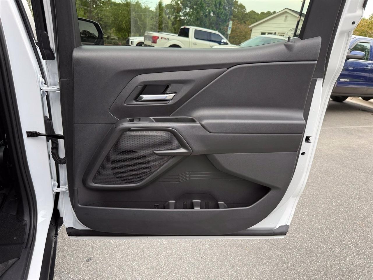 Chevrolet Silverado EV  2026