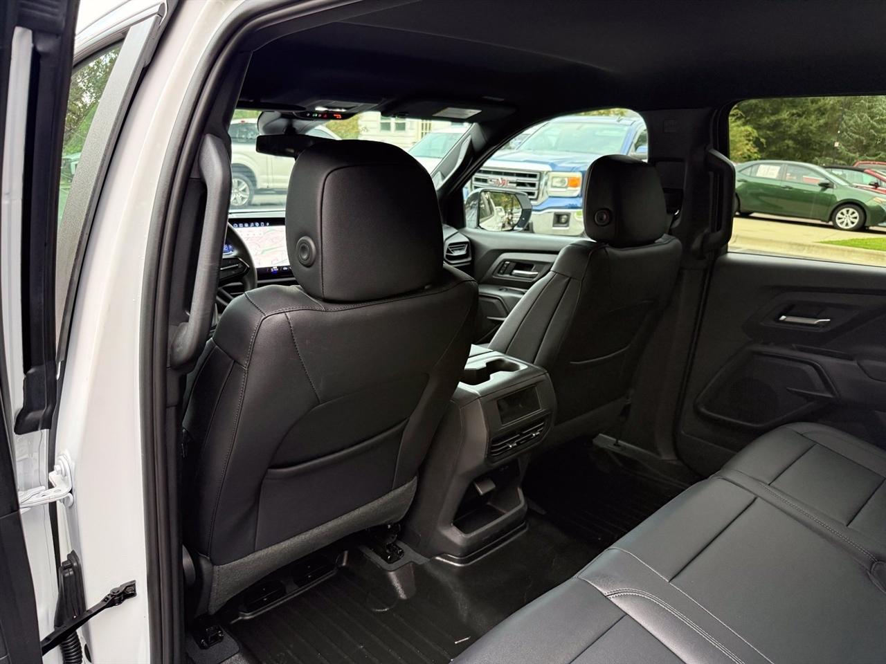 Chevrolet Silverado EV  2026