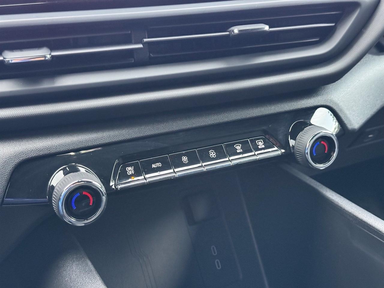 Chevrolet Silverado EV  2026