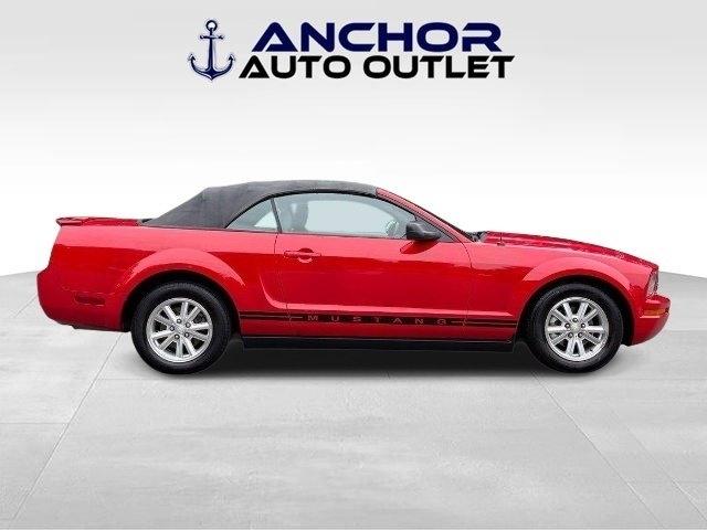 Ford Mustang  2008