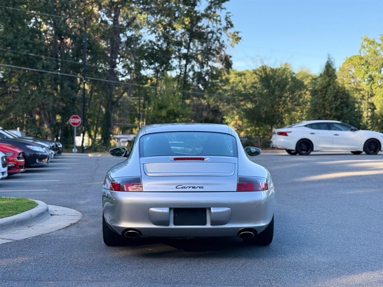 Porsche 911  2004