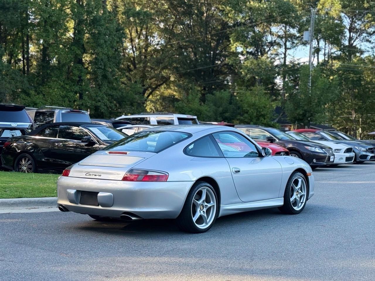 Porsche 911  2004