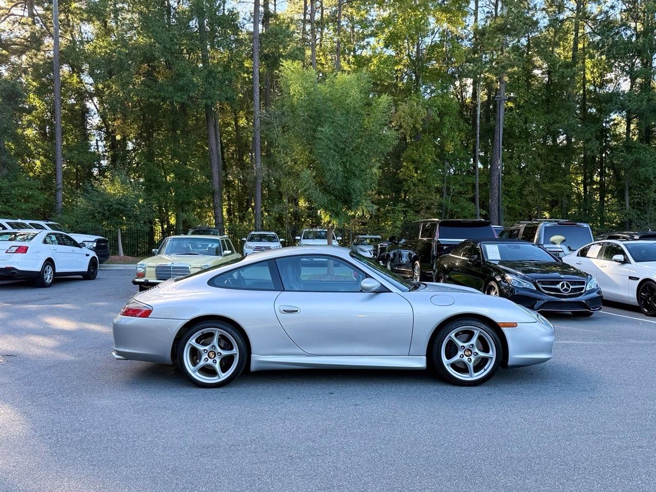 Porsche 911  2004