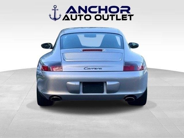 Porsche 911  2004