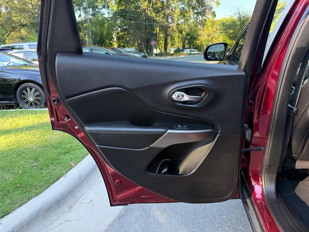 Jeep Cherokee  2019