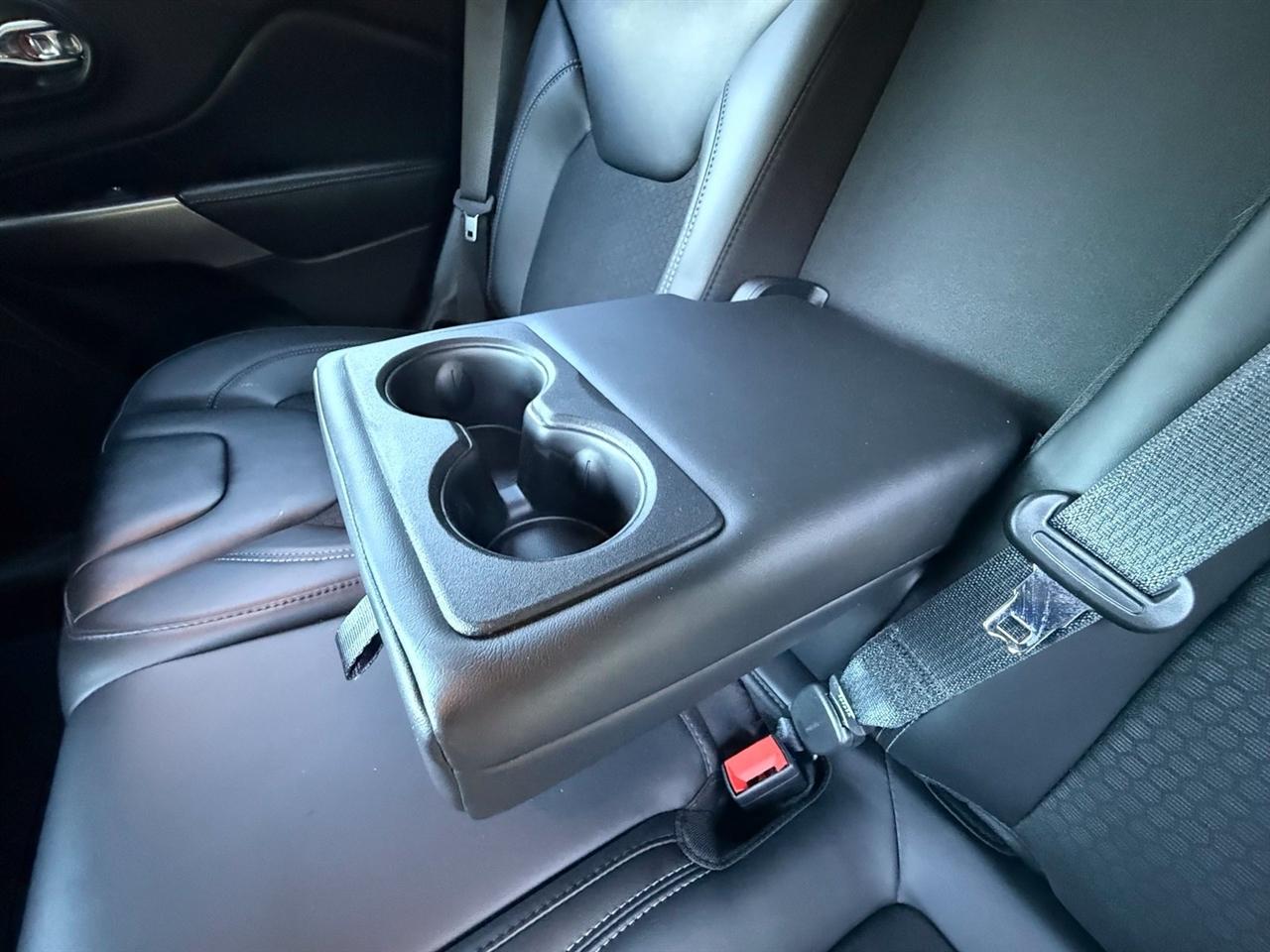 Jeep Cherokee  2019