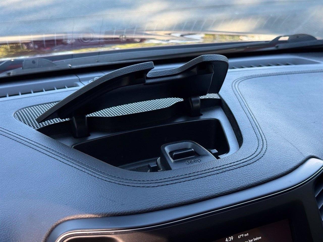 Jeep Cherokee  2019