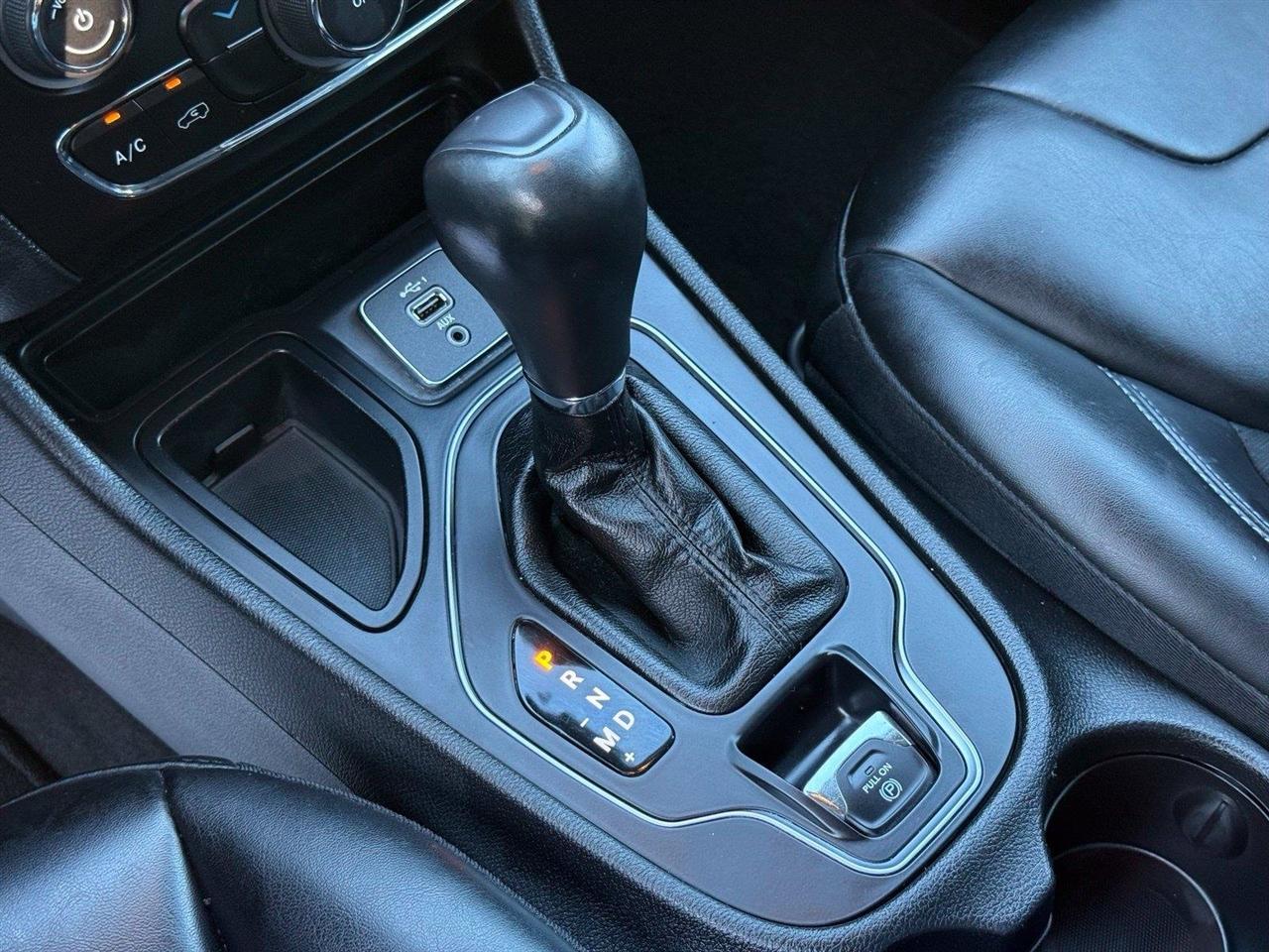 Jeep Cherokee  2019