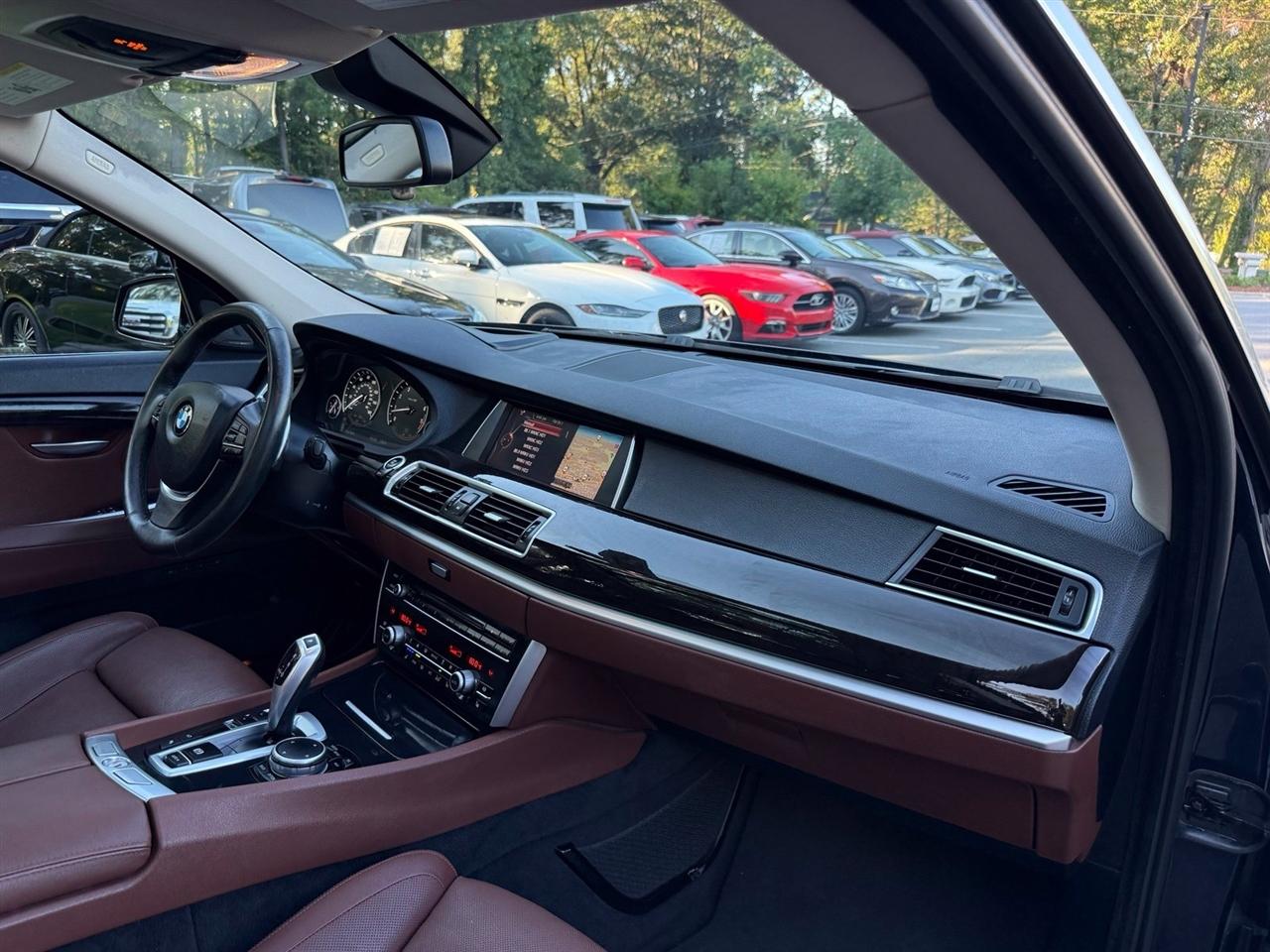 BMW 5-Series Gran Turismo  2017
