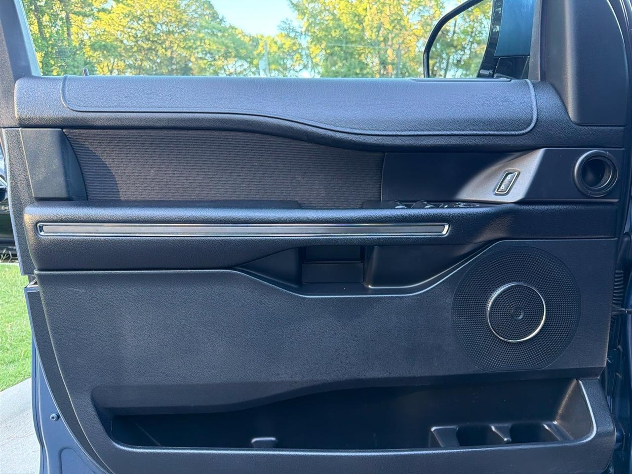 Ford Expedition  2020