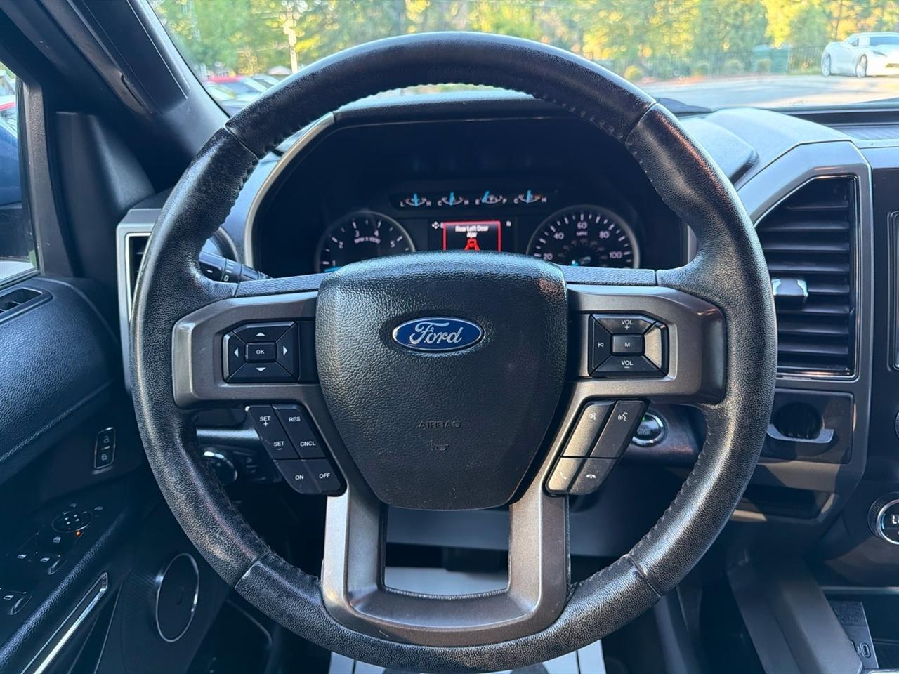 Ford Expedition  2020