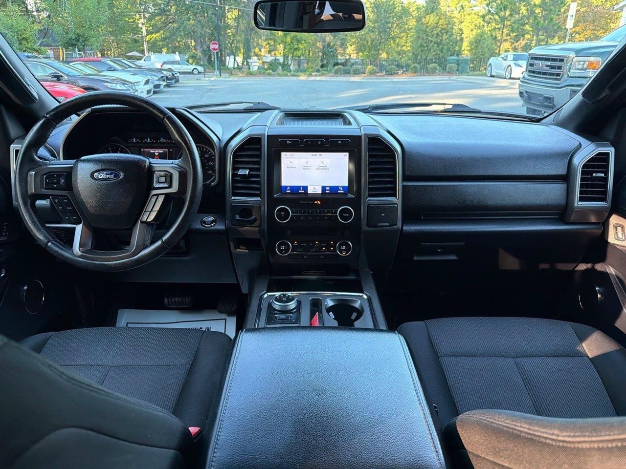 Ford Expedition  2020