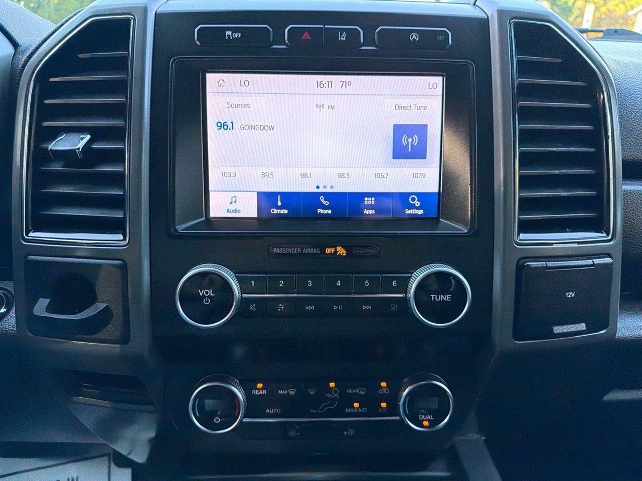 Ford Expedition  2020