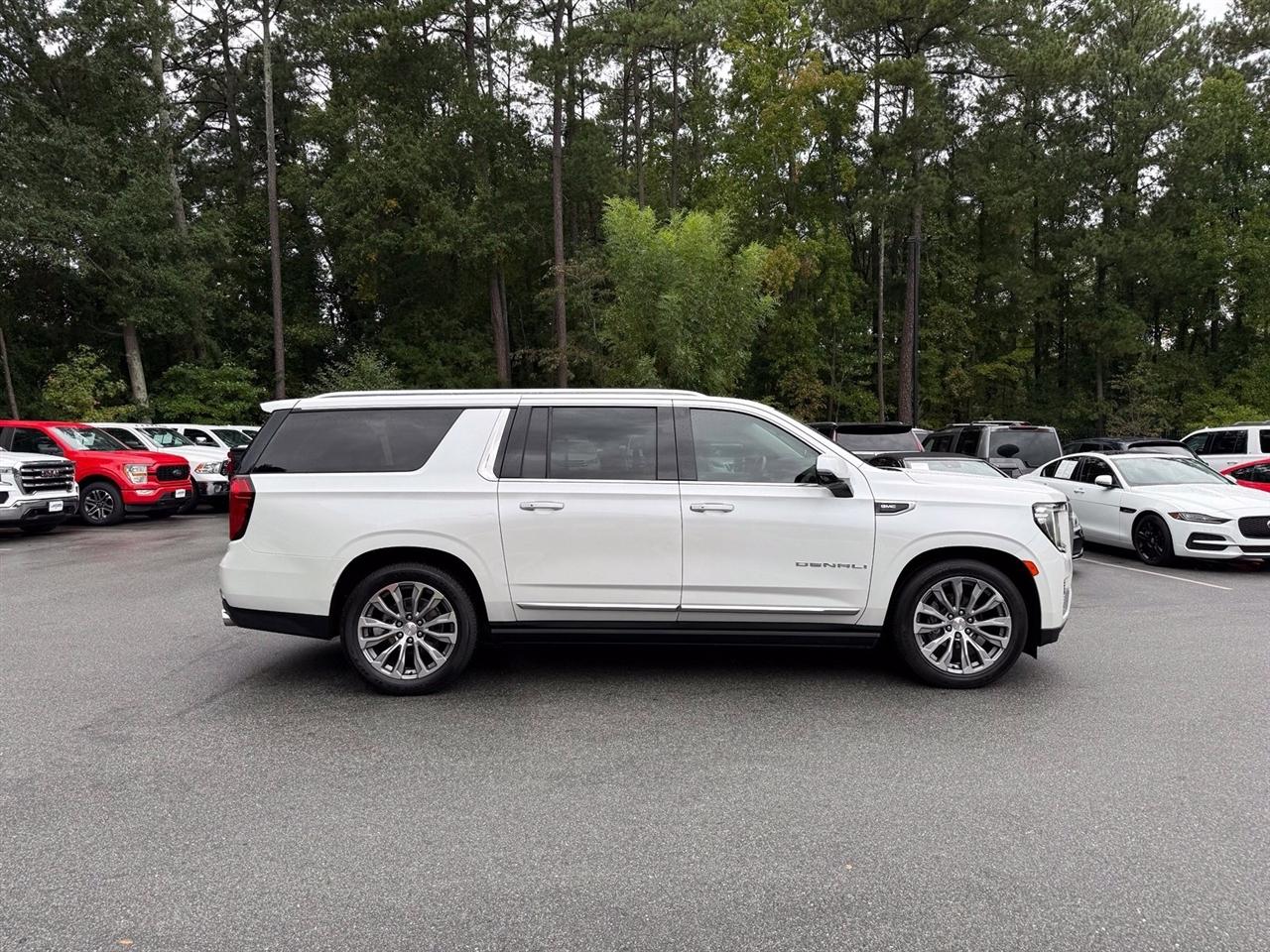 GMC Yukon XL  2021