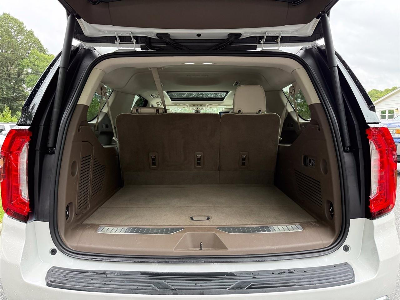 GMC Yukon XL  2021