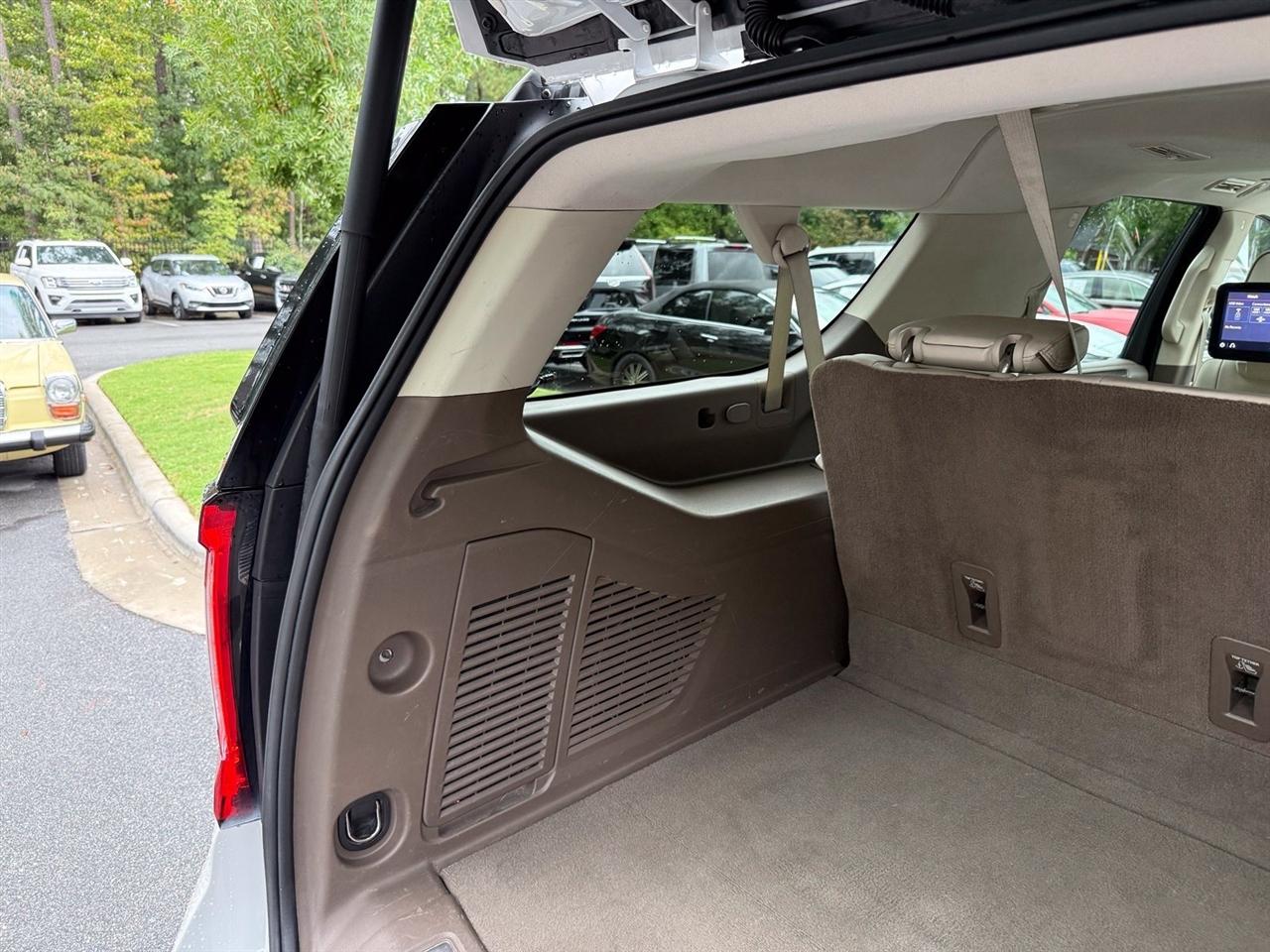 GMC Yukon XL  2021