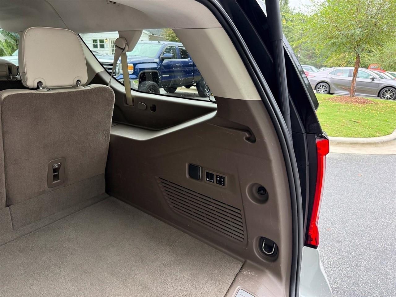 GMC Yukon XL  2021