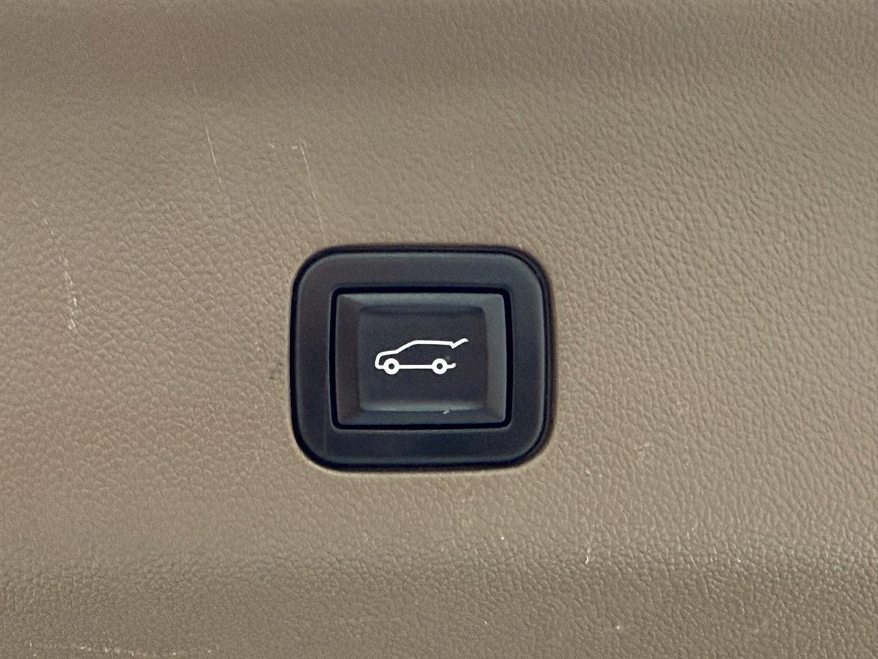 GMC Yukon XL  2021