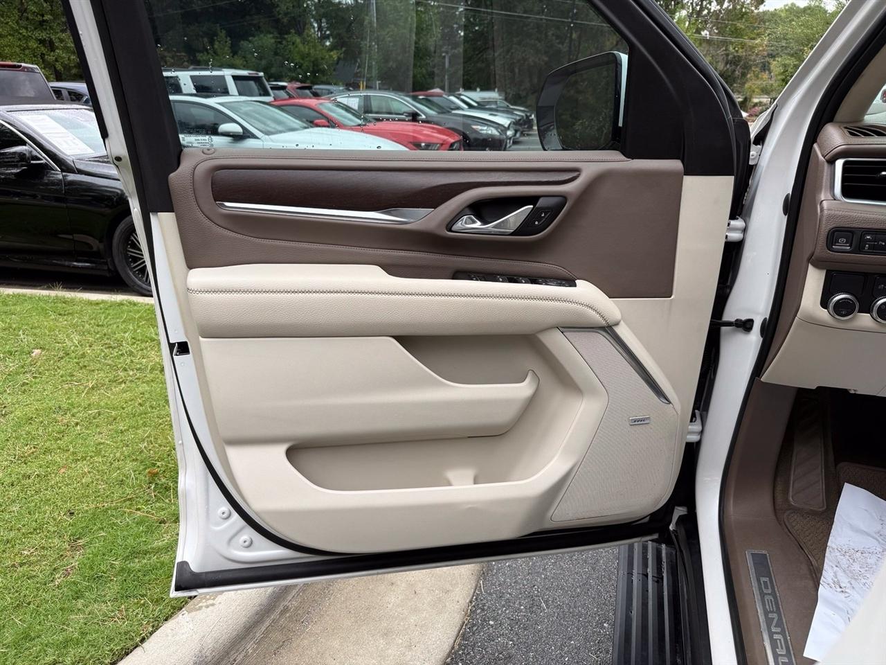 GMC Yukon XL  2021