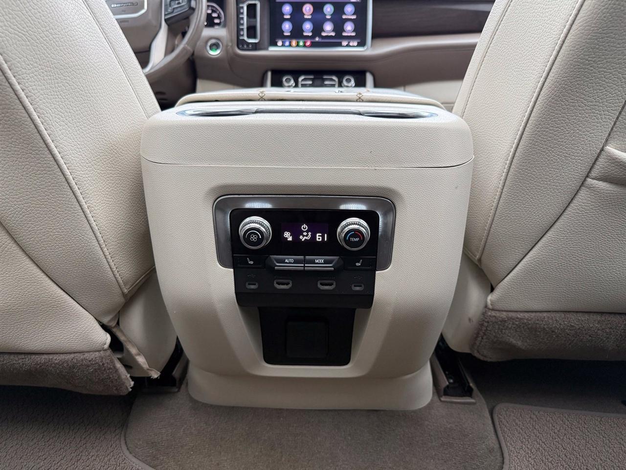 GMC Yukon XL  2021