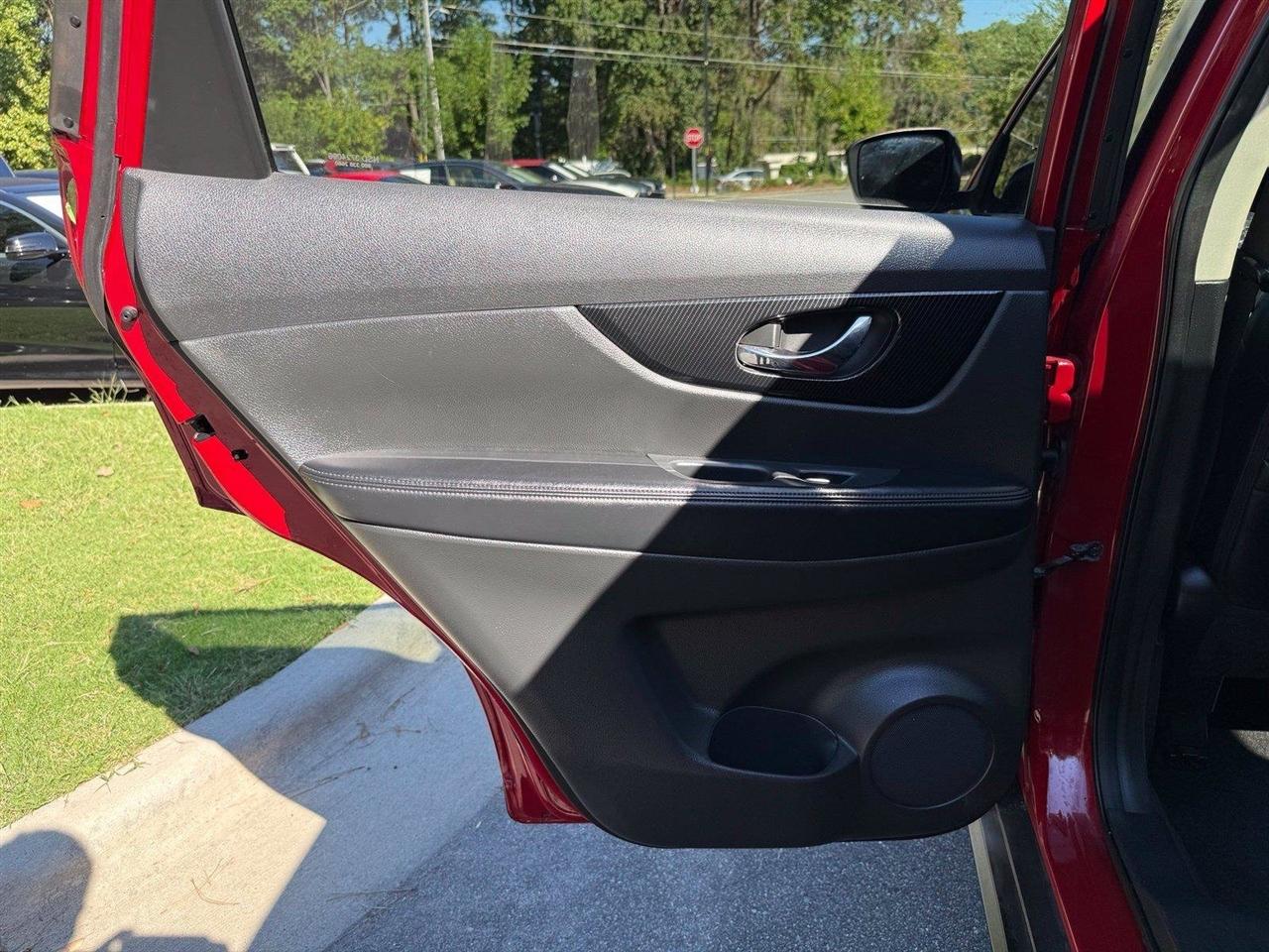 Nissan Rogue  2017