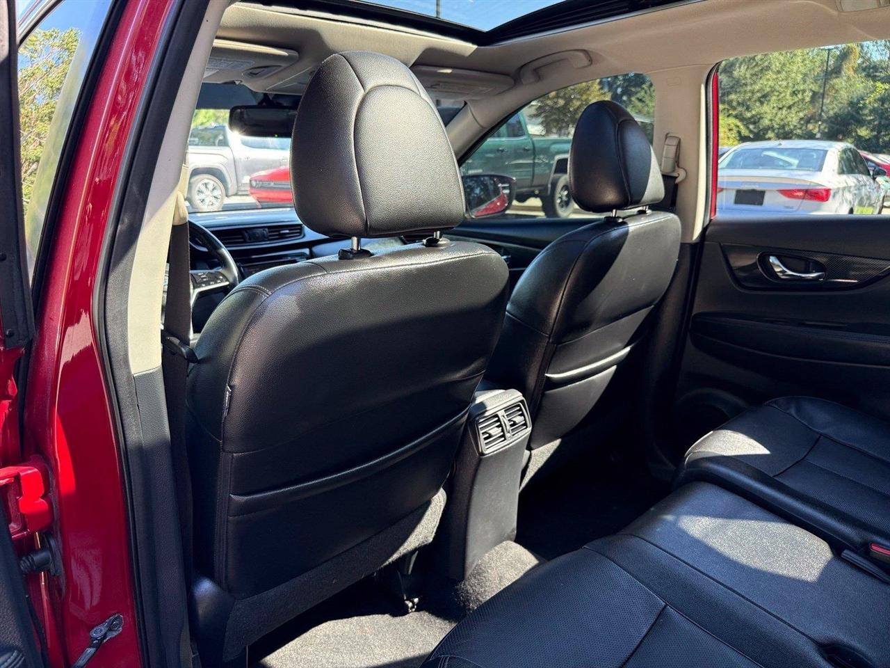 Nissan Rogue  2017
