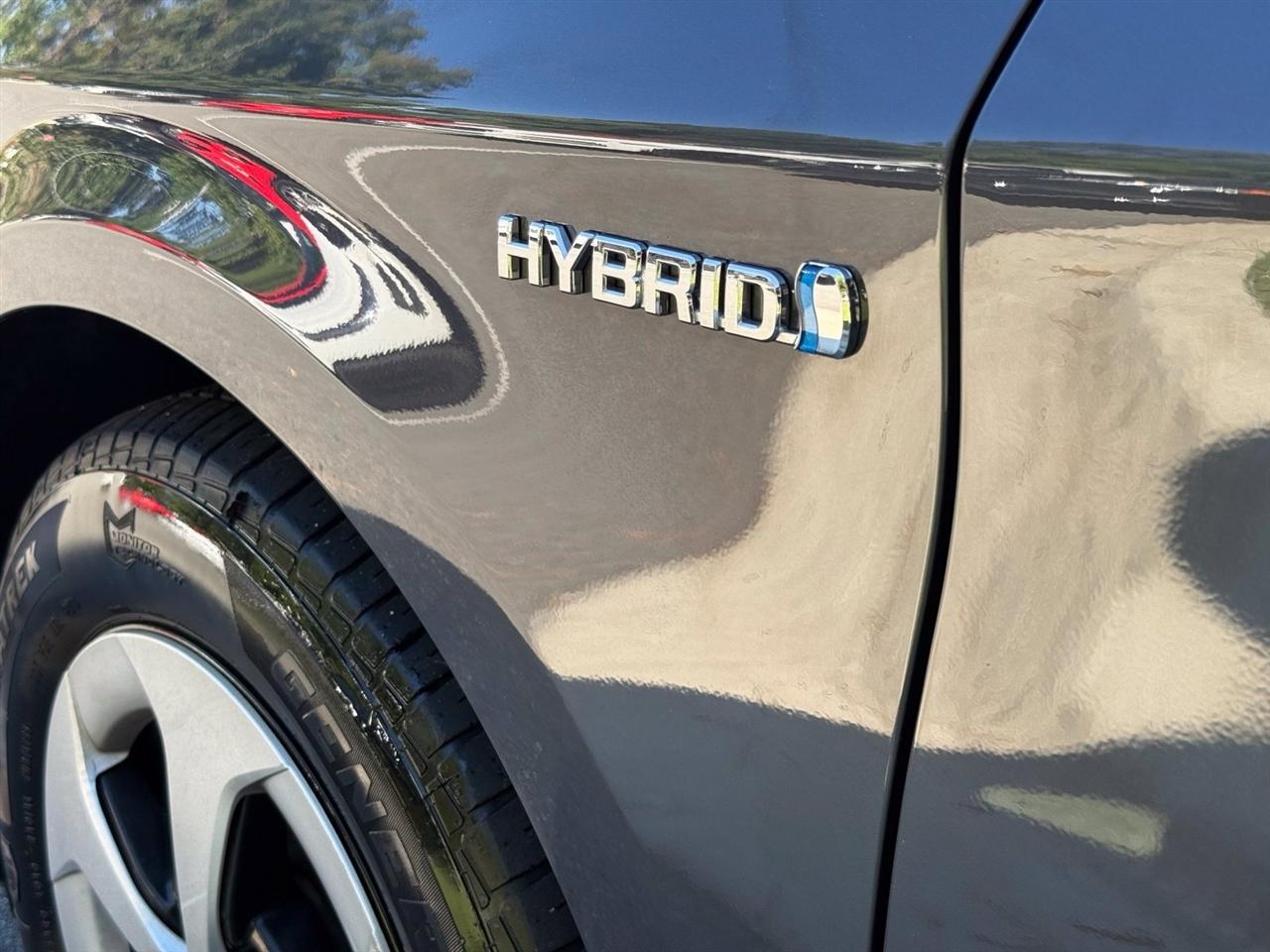 Toyota Prius  2013