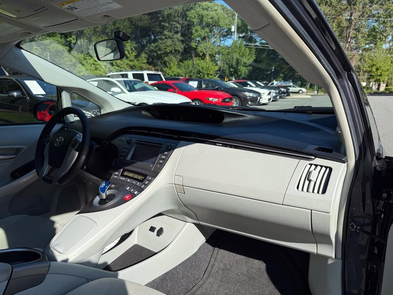 Toyota Prius  2013