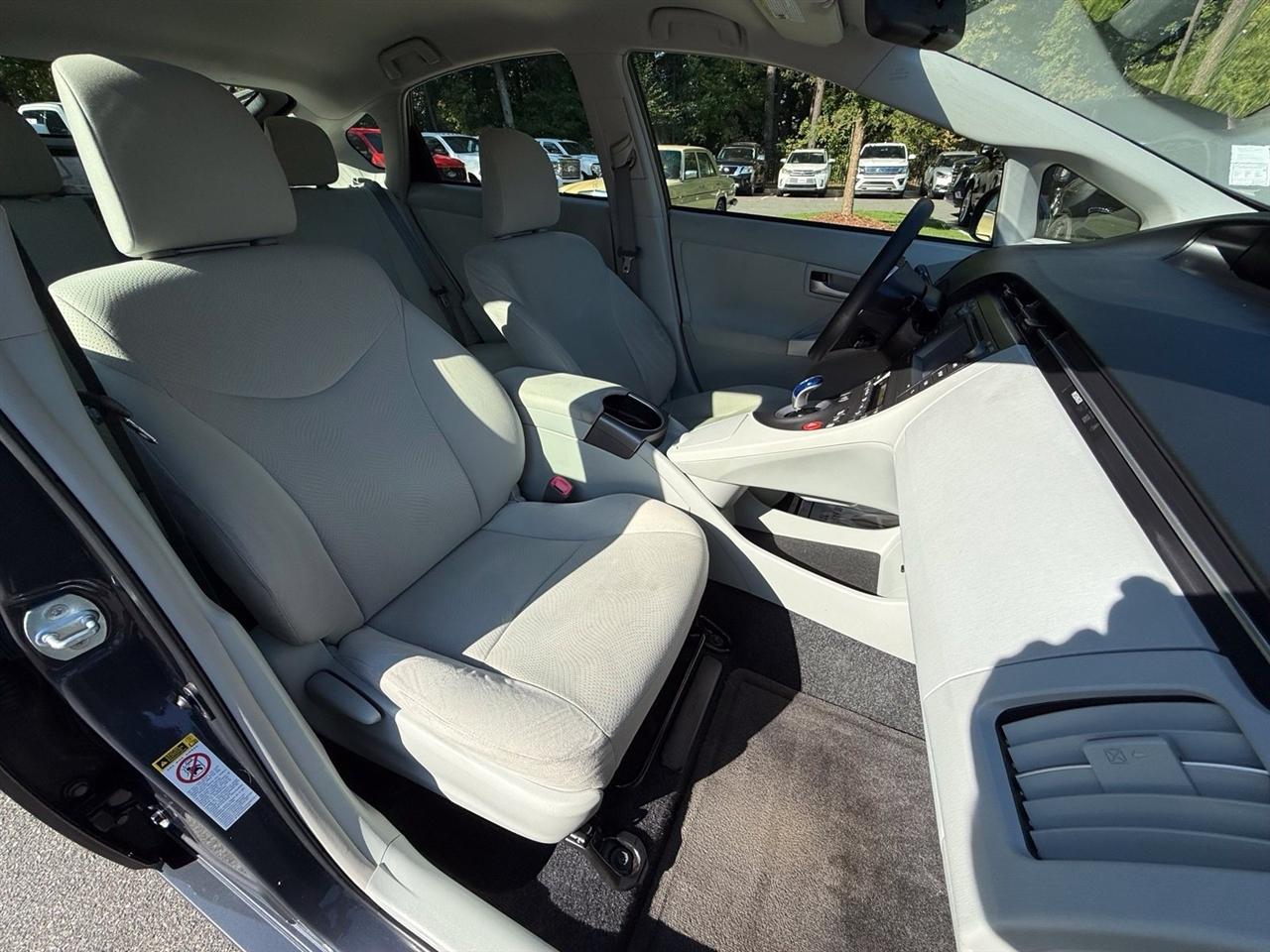 Toyota Prius  2013