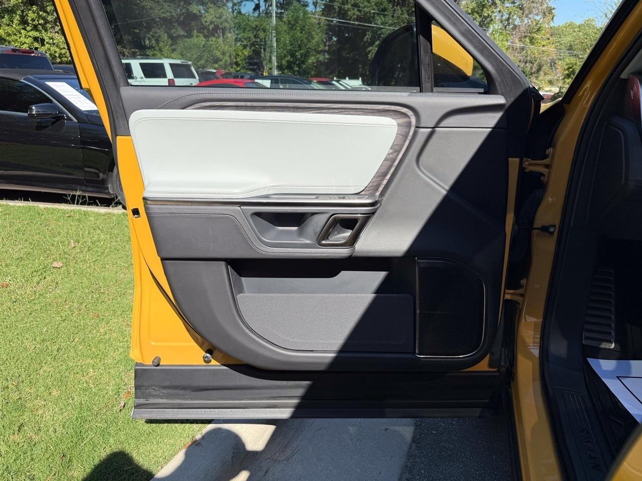 Rivian R1T  2023