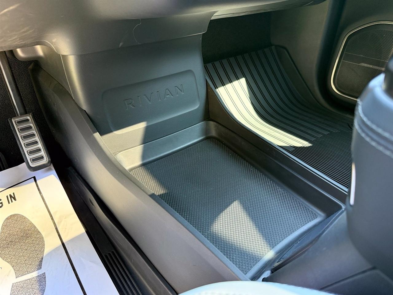Rivian R1T  2023