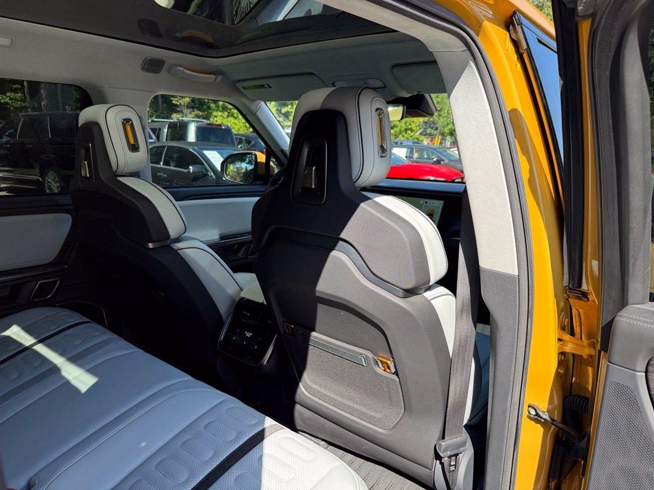 Rivian R1T  2023