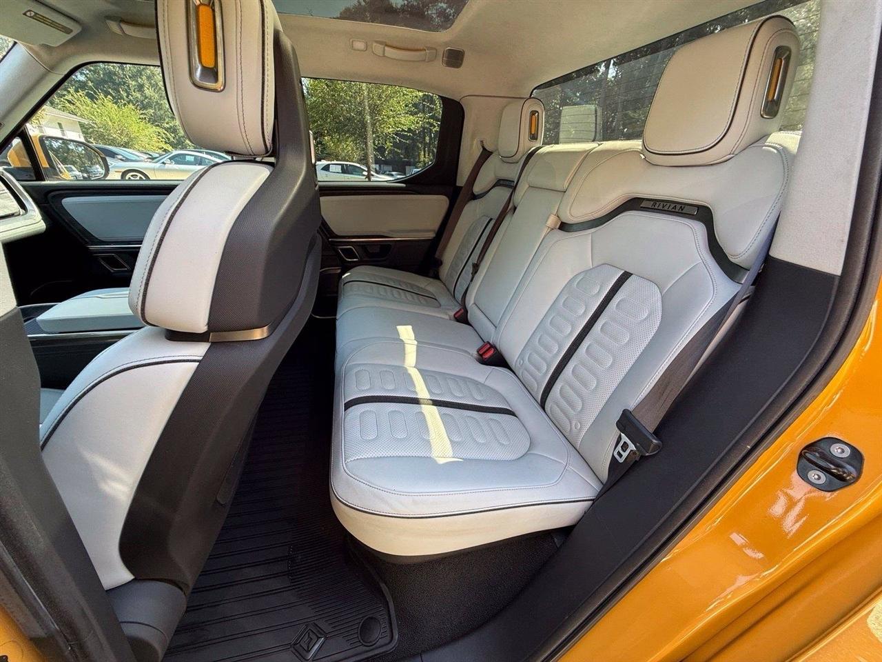 Rivian R1T  2023