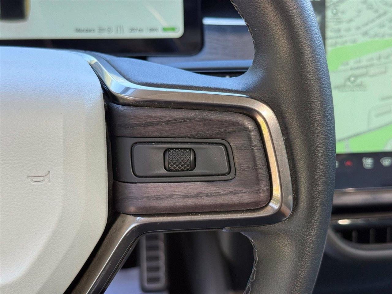 Rivian R1T  2023