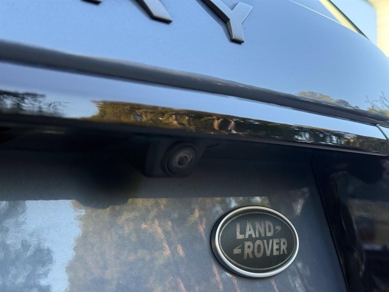 Land Rover Discovery Sport  2018