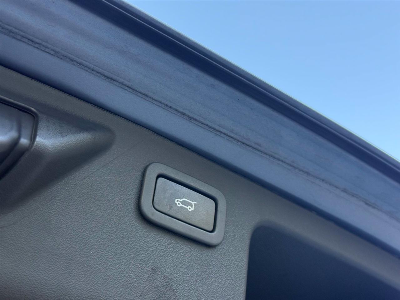 Land Rover Discovery Sport  2018