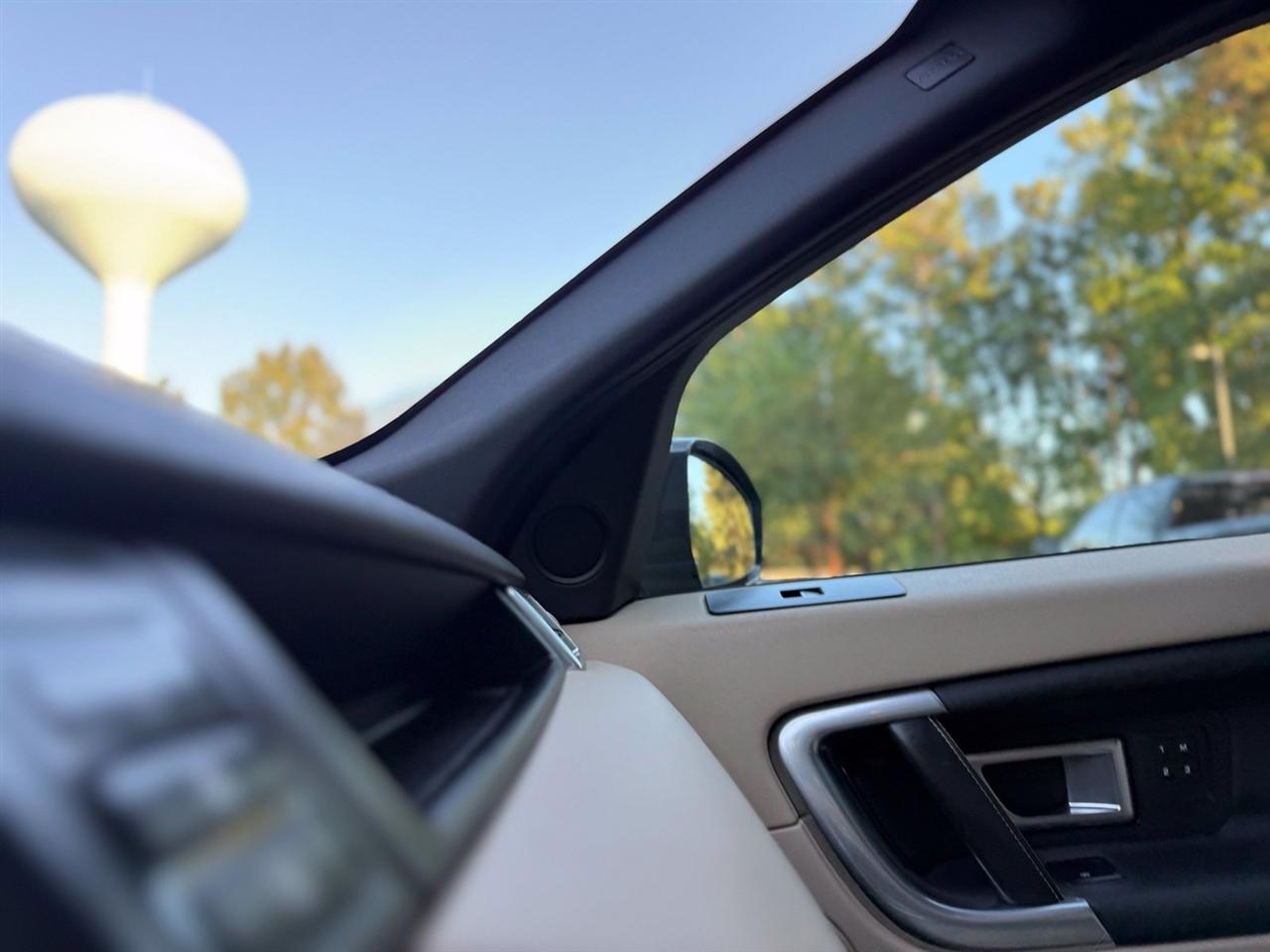 Land Rover Discovery Sport  2018