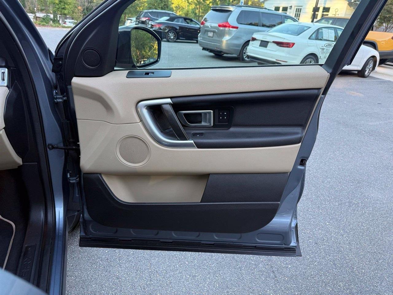 Land Rover Discovery Sport  2018