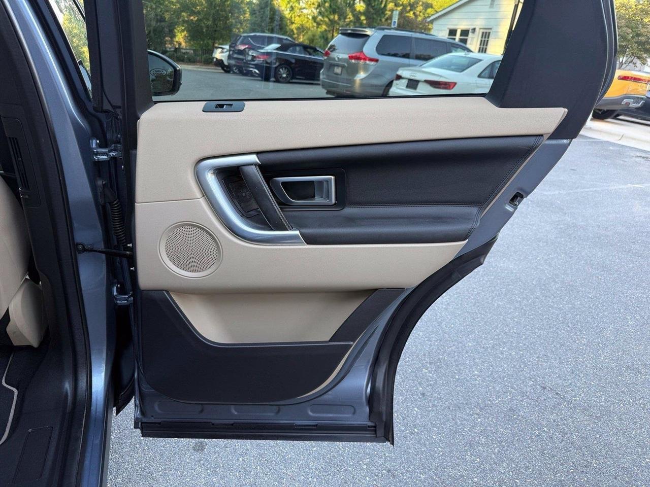 Land Rover Discovery Sport  2018