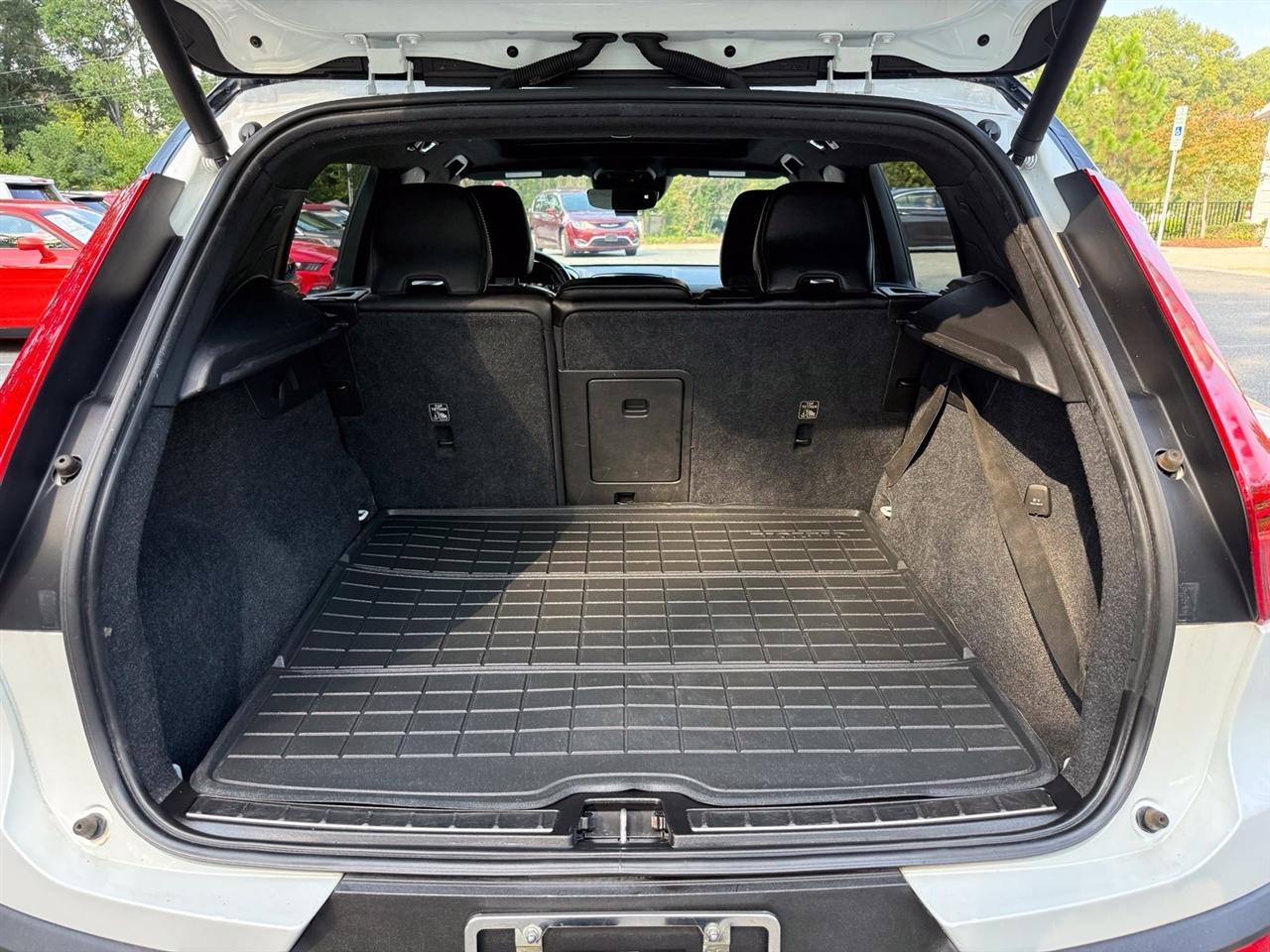 Volvo XC40  2019