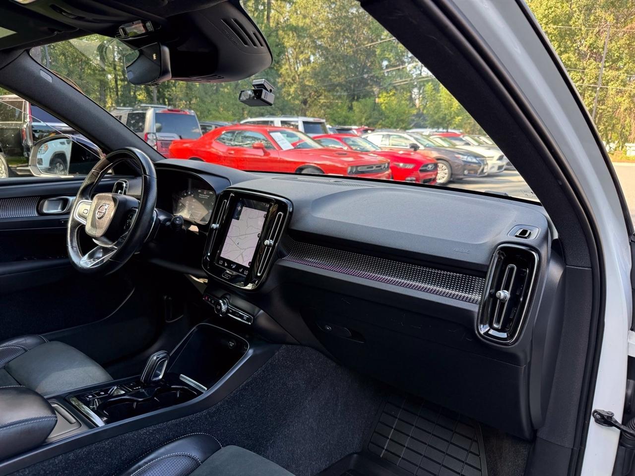 Volvo XC40  2019