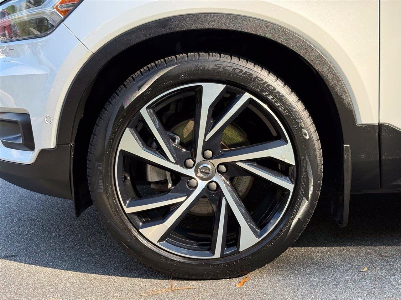 Volvo XC40  2019