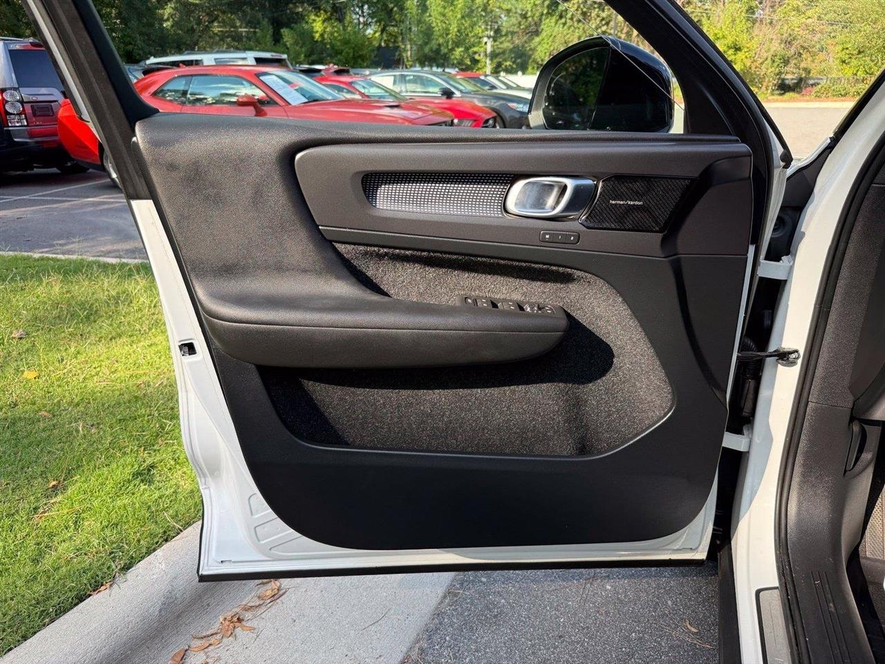 Volvo XC40  2019