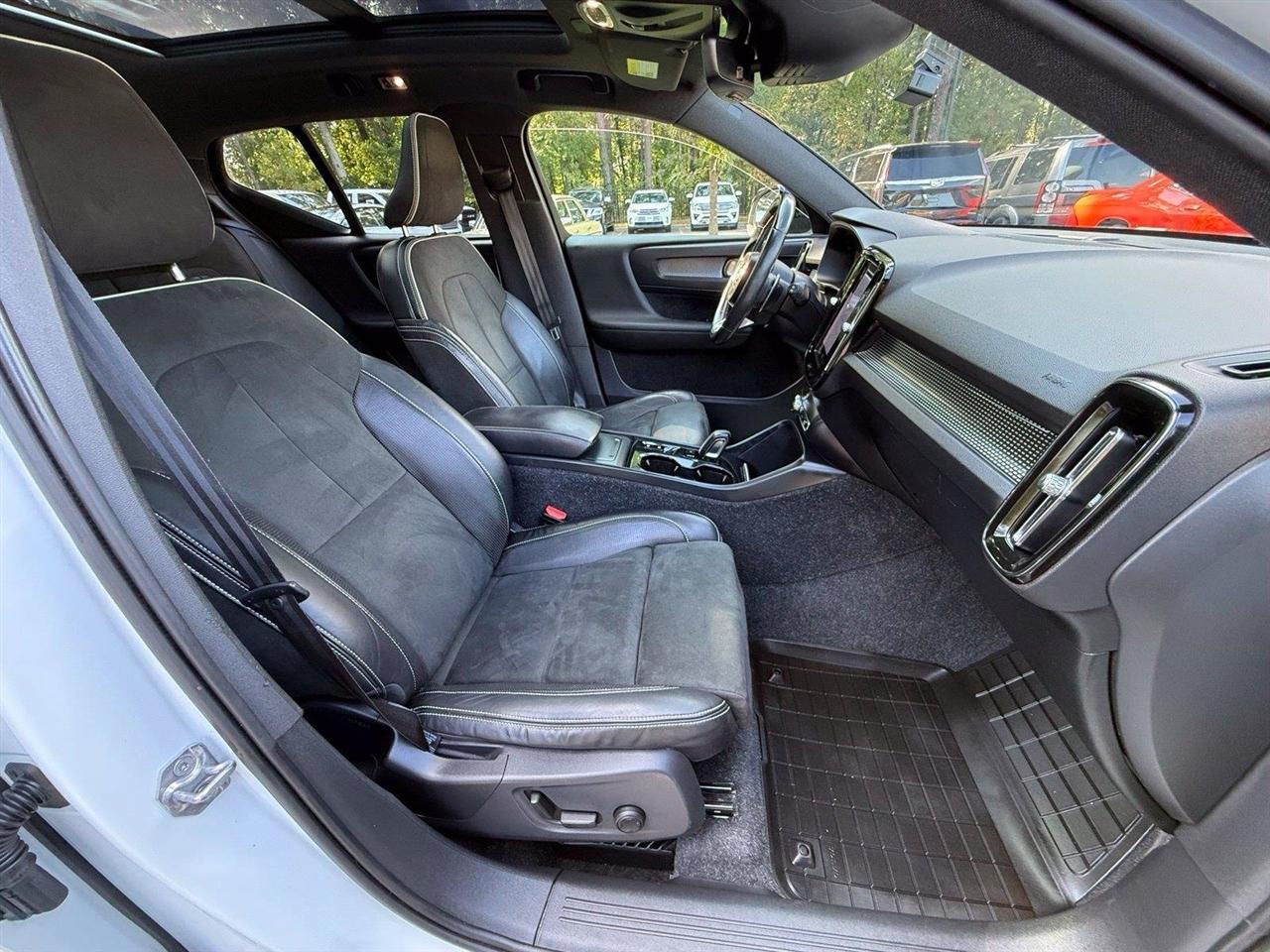 Volvo XC40  2019