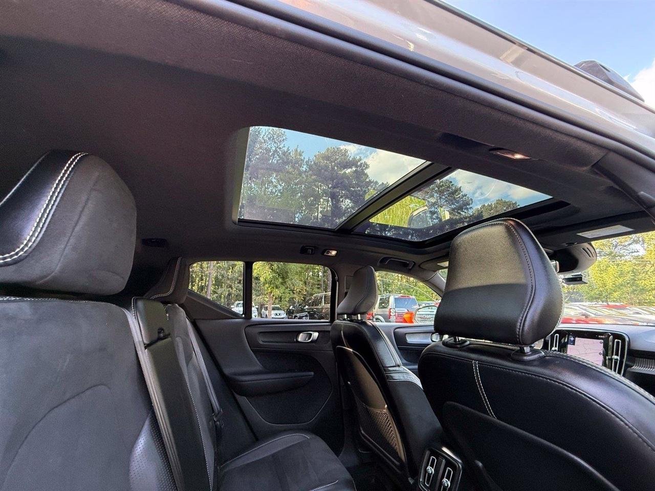 Volvo XC40  2019