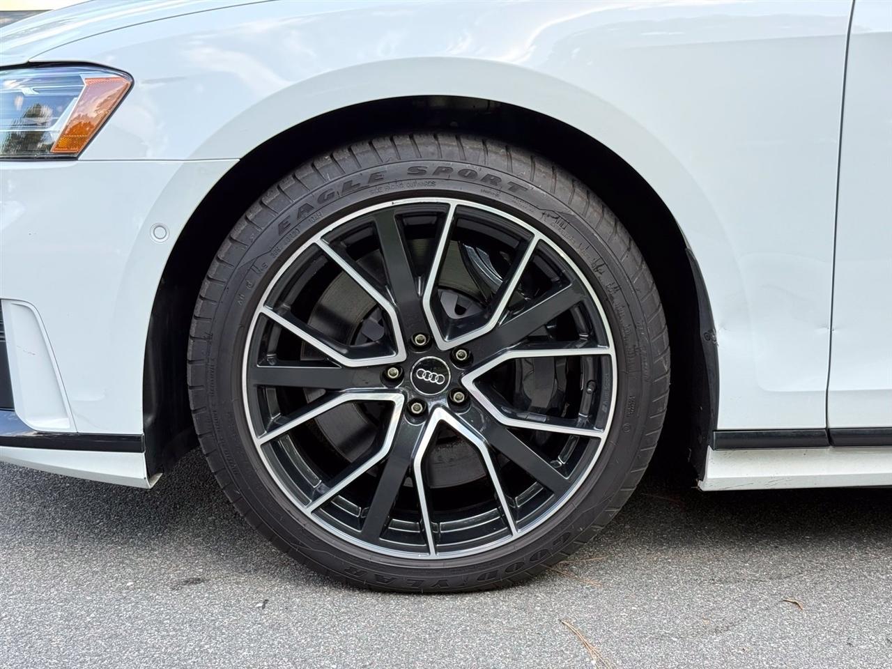 Audi A8  2020