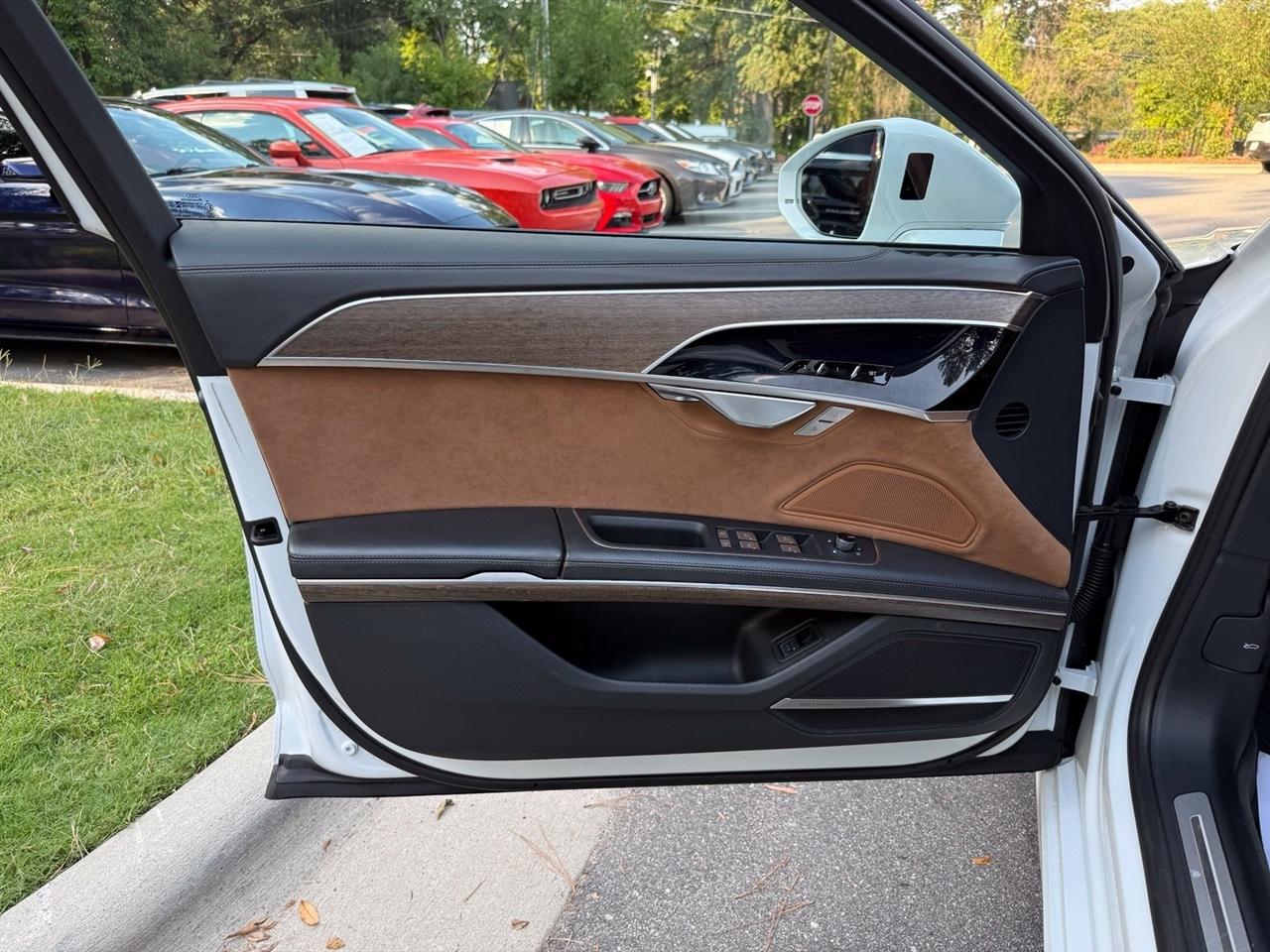 Audi A8  2020