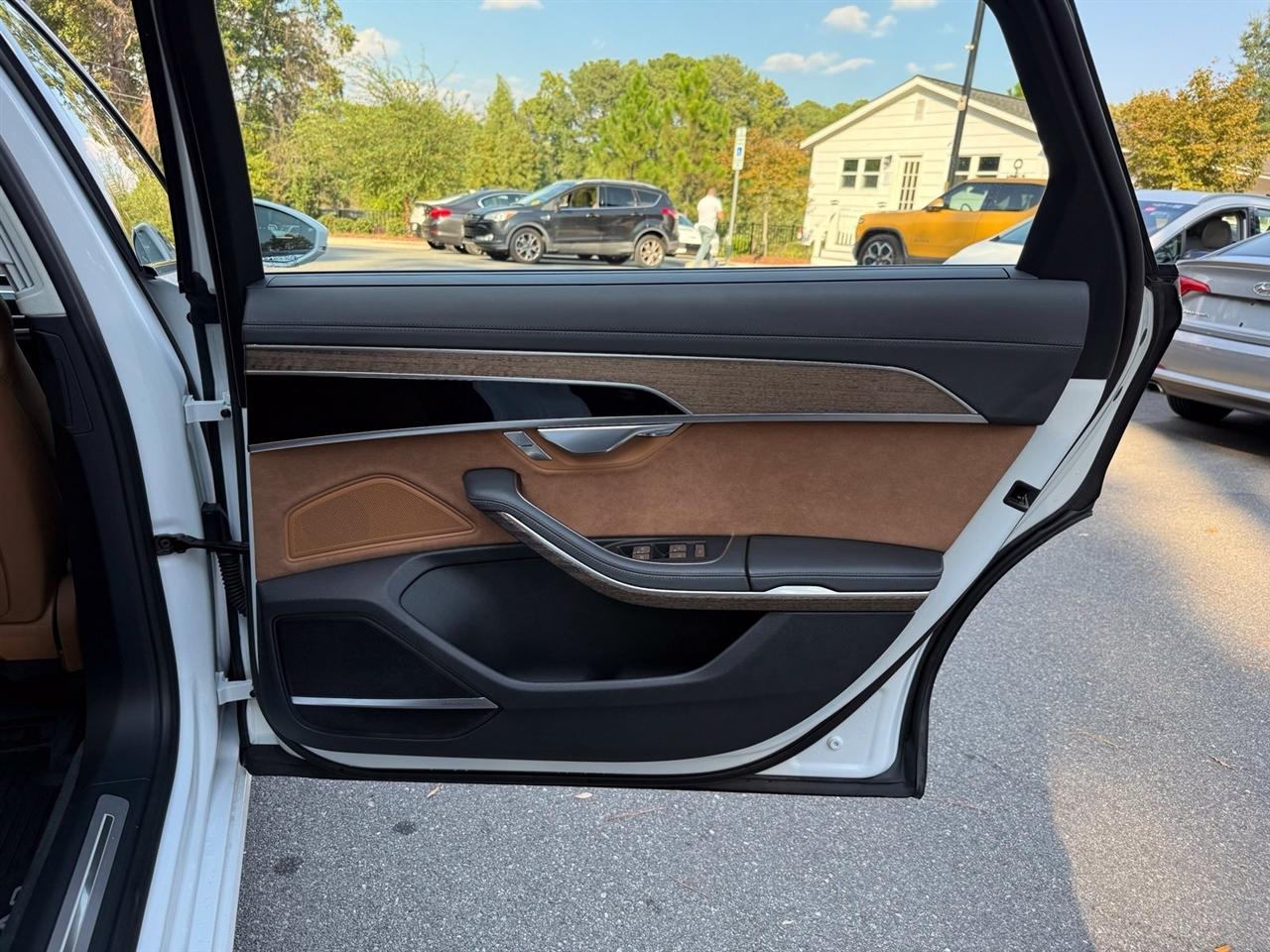 Audi A8  2020