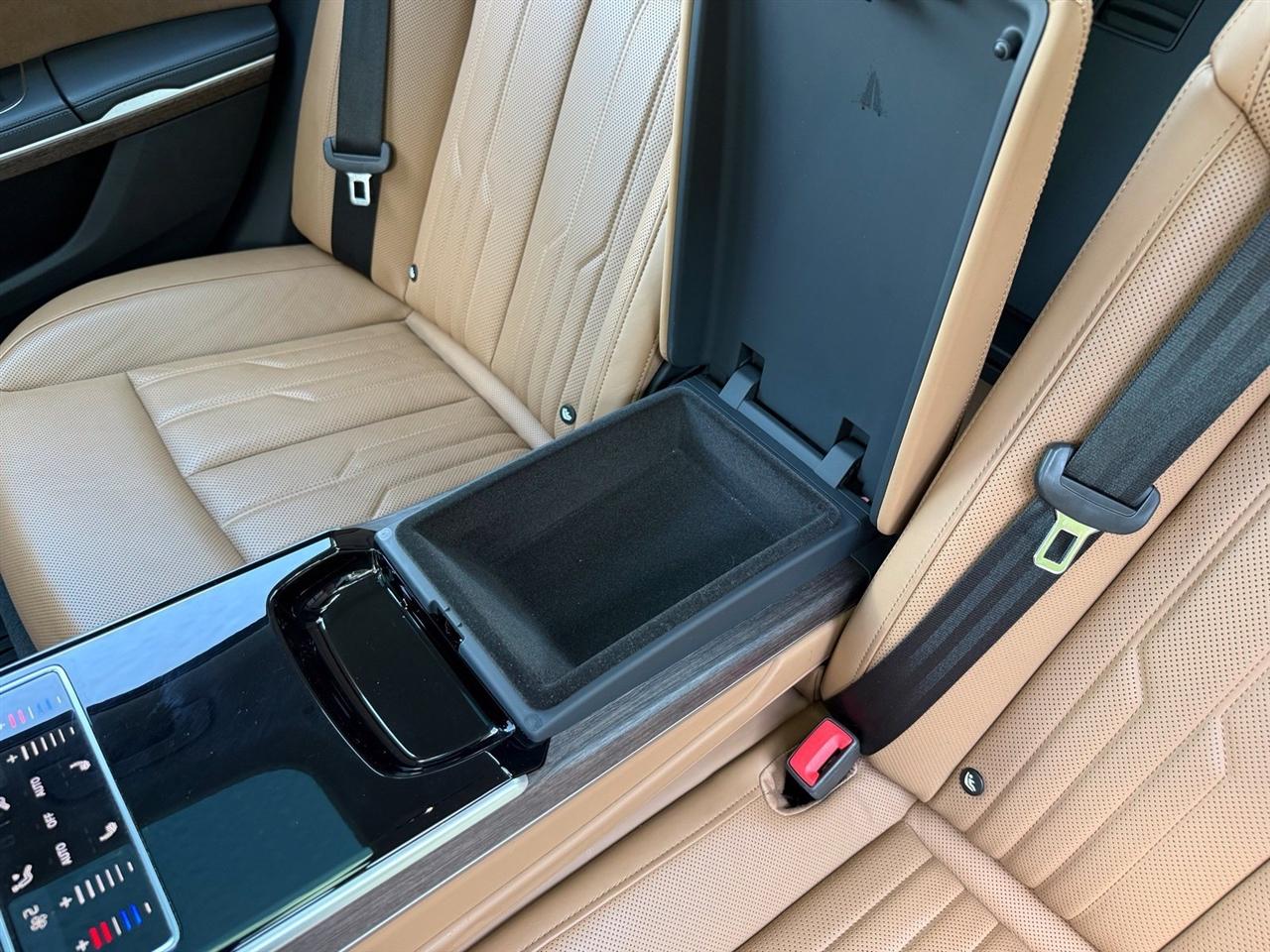 Audi A8  2020