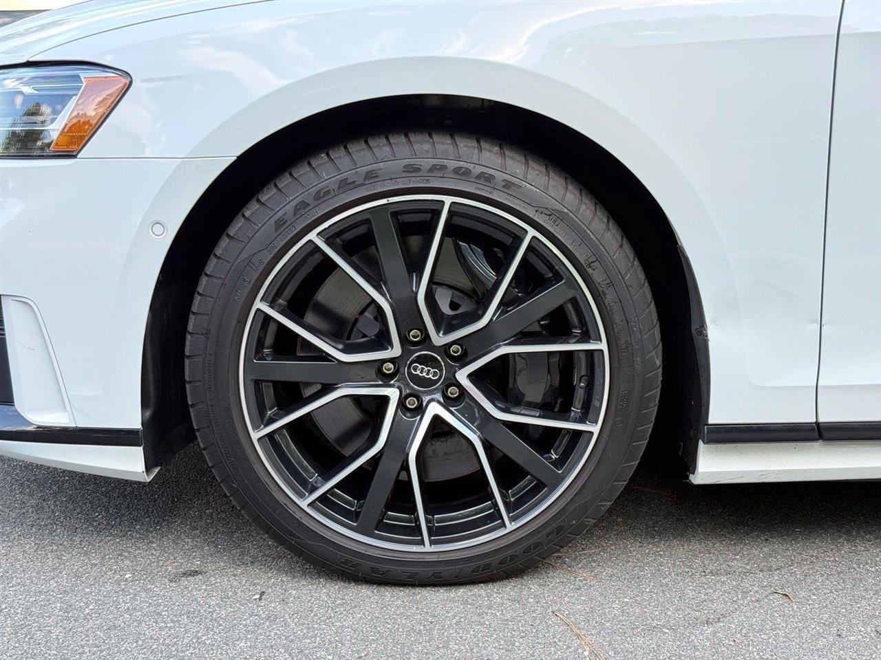 Audi A8  2020